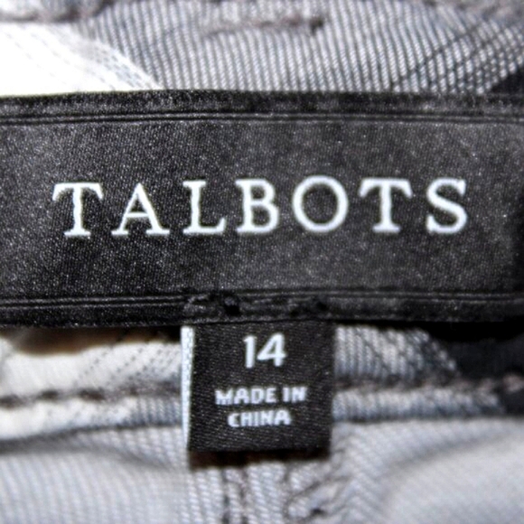 Talbots Gray Wash Cuffable Boyfriend Jeans - Size 14 - Picture 8 of 8
